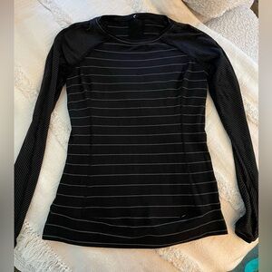 Lululemon full tilt long sleeve top slalom stripe black lace shirt women’s S M